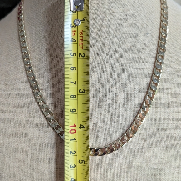 Journey Necklace Gold - Picture 9 of 9